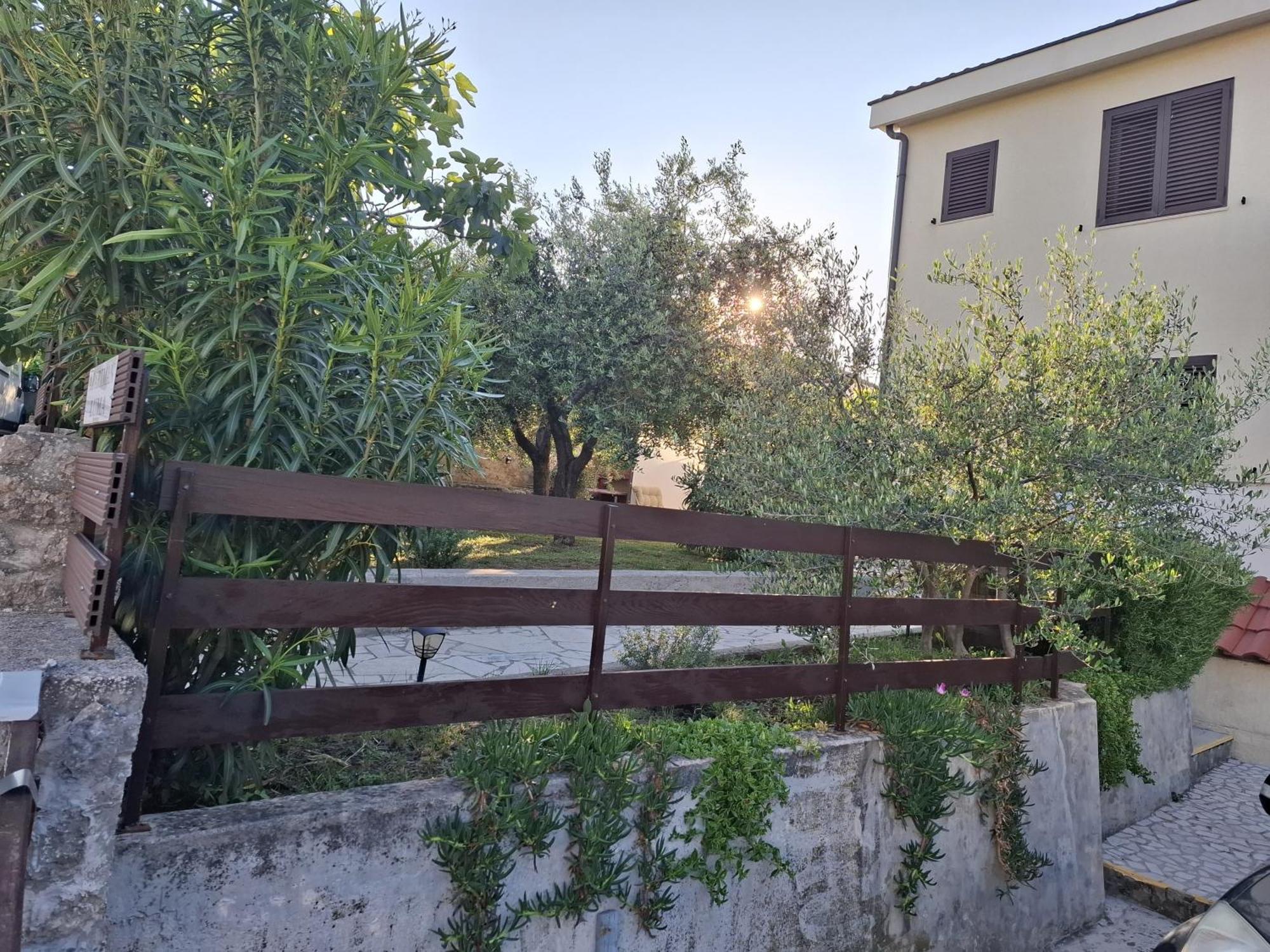 Apartman Luma Krk Town Exterior photo